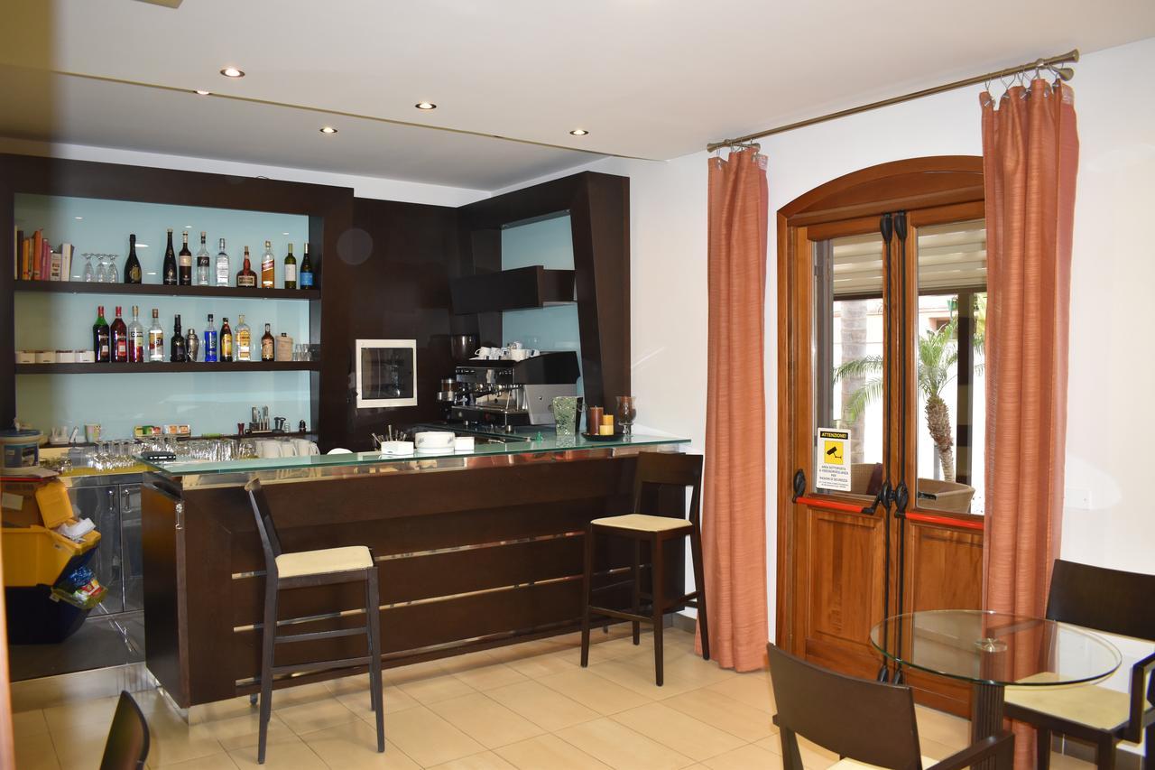 Hotel Il Portico Favignana Buitenkant foto