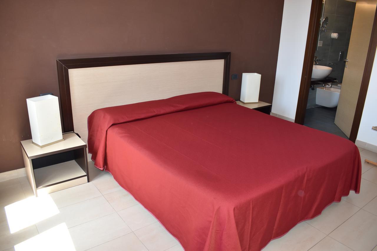 Hotel Il Portico Favignana Buitenkant foto