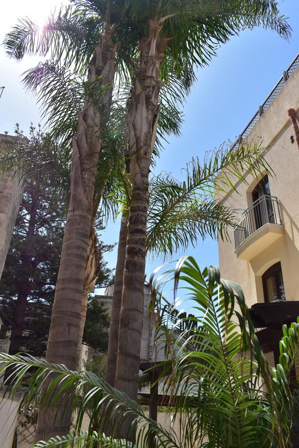 Hotel Il Portico Favignana Buitenkant foto
