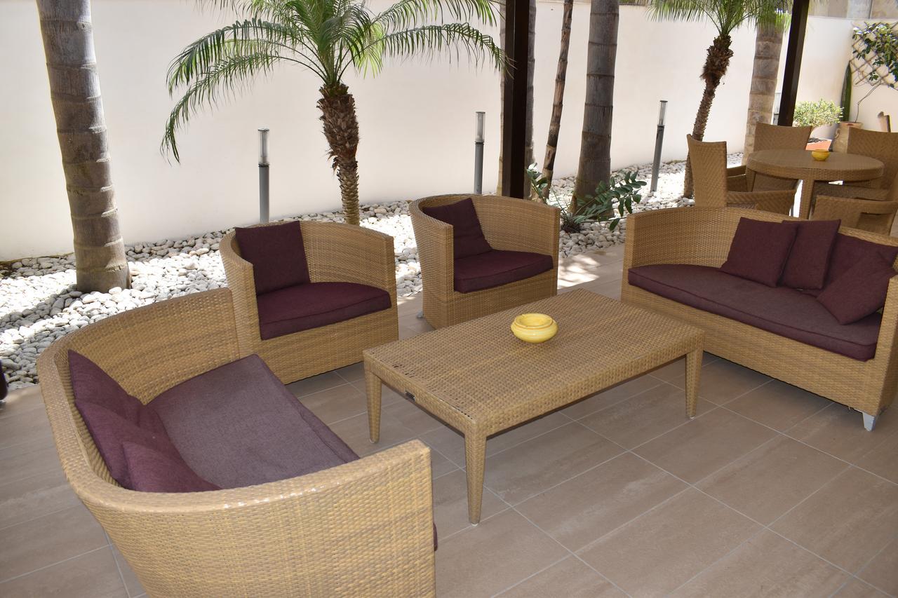 Hotel Il Portico Favignana Buitenkant foto