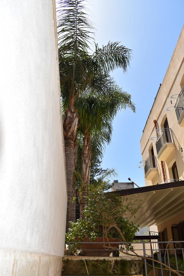 Hotel Il Portico Favignana Buitenkant foto