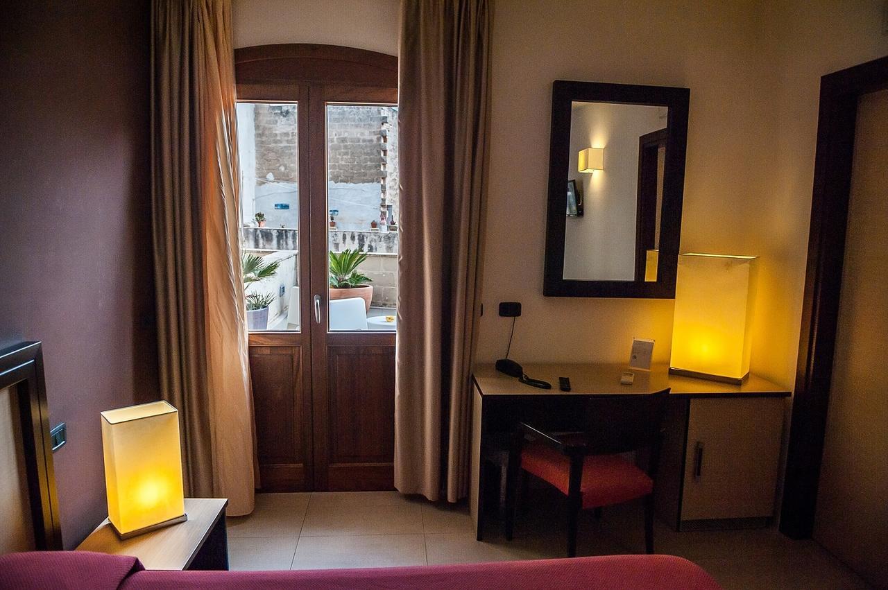 Hotel Il Portico Favignana Buitenkant foto