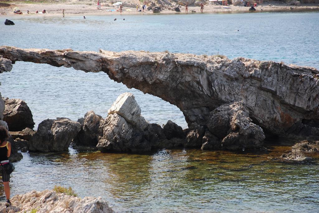 Hotel Il Portico Favignana Buitenkant foto